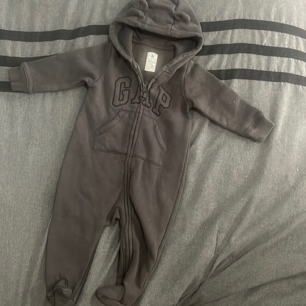 Worn once over an outfit for warmth